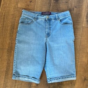 Gloria Vanderbilt Amanda Bermuda Jean Shorts